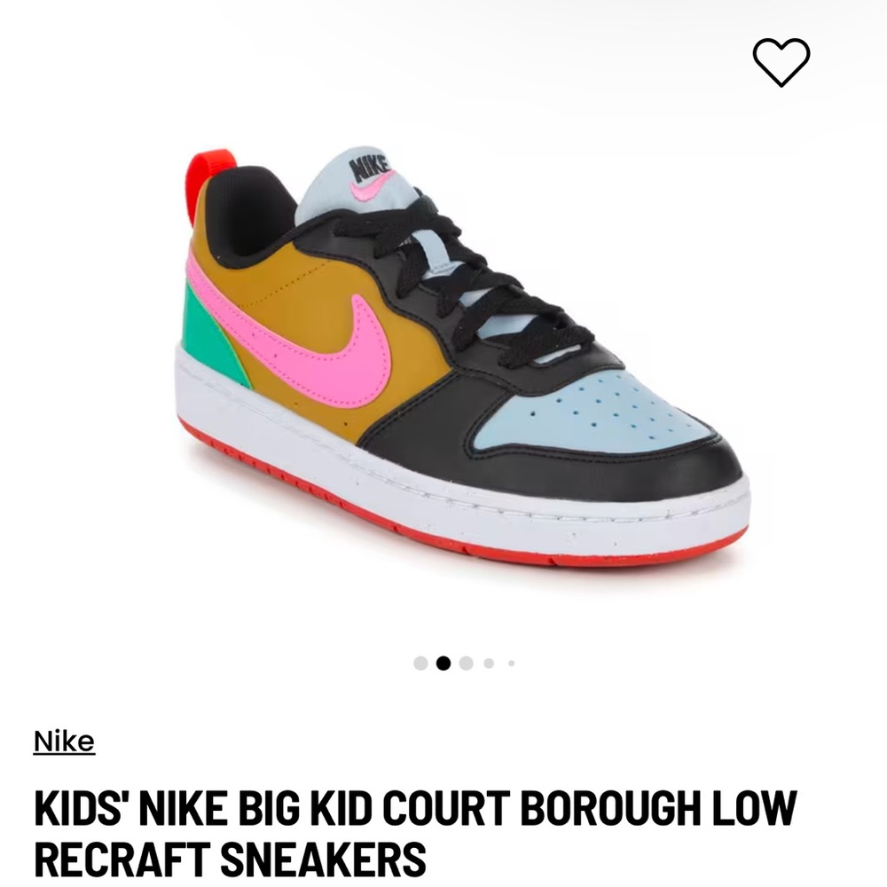 Nike Pink and Black Sneakers Low-Top Vibrant Design